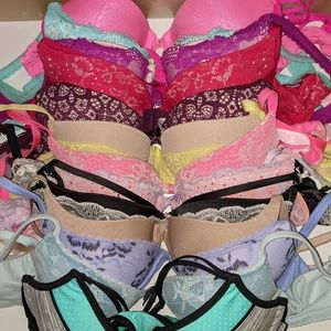 Victoria secret bra lot